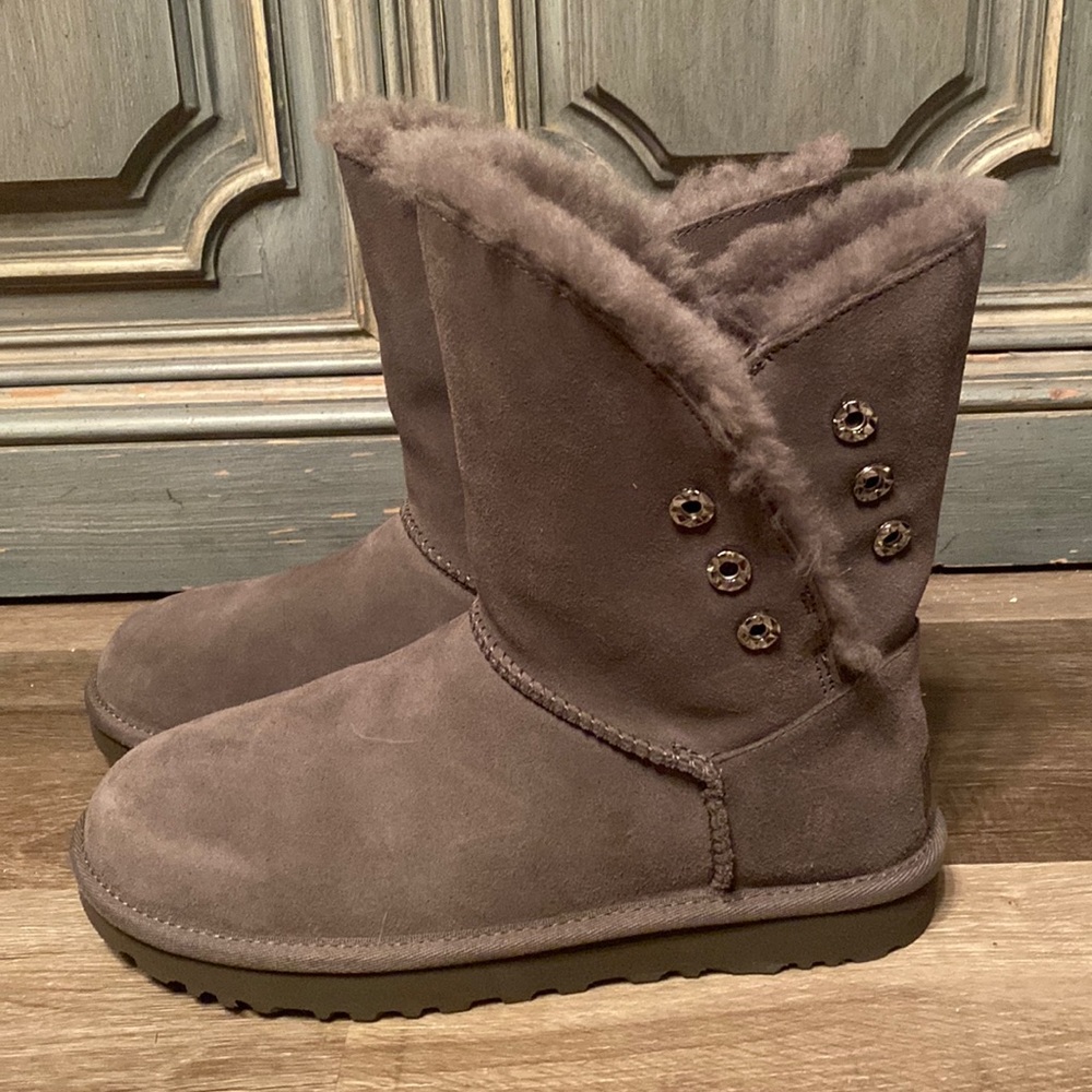 UGG Boots Grey